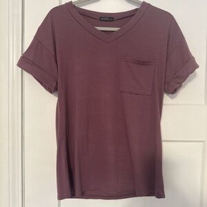 Amazon Short Sleeve V-Neck Tee - Mauve